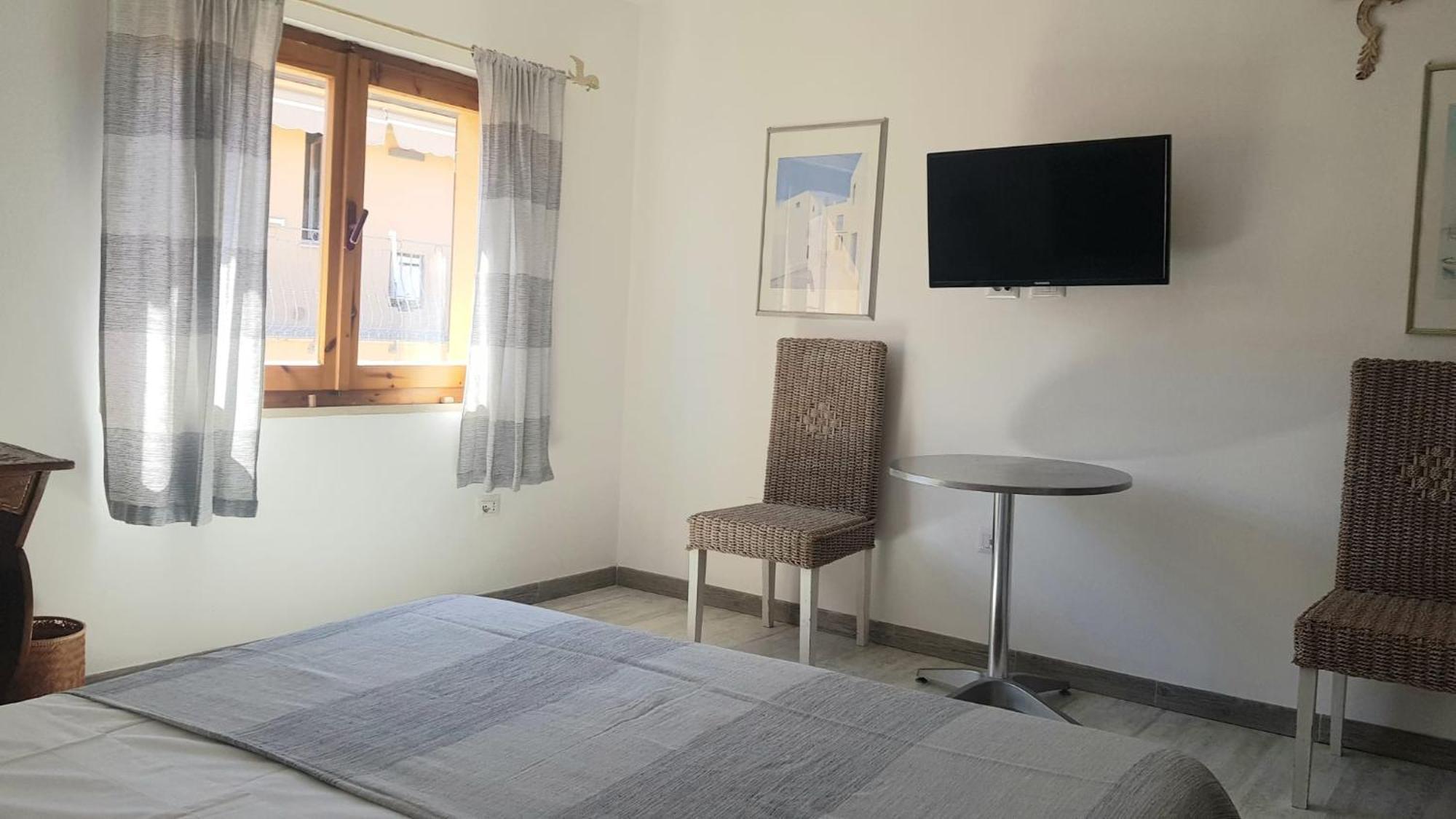 Pm 1 Via Armando Diaz Guest House Olbia Buitenkant foto
